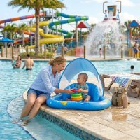 משטח פארק מים התפתחותי AquaPlay לתינוקות משולב ממטרה, משענת תומכת וגגון צל UPF50+