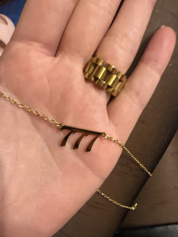 חוות דעת - Angel number necklace - קמע למזל טוב וזוהר רוחני