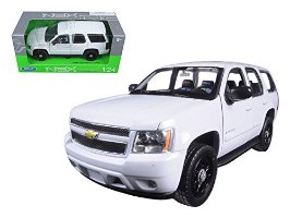דגם מכונית שברולט טאהו לבן 1:24 Chevrolet Tahoe SUV 2008 מבית Welly