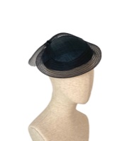 כובע אלגנטי בצבע שחור לארוע מיוחד