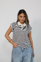 חולצה שילוב צווארון