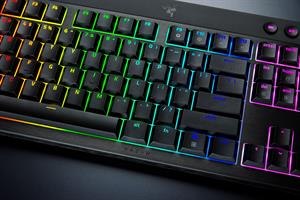 מקלדת גיימינג מכנית שטוחה אלחוטית Razer BlackWidow V4 Low Profile HyperSpeed Orange Switch