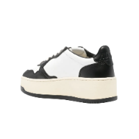 Autry Medalis tPlatform Low Sneakers Black white Toe