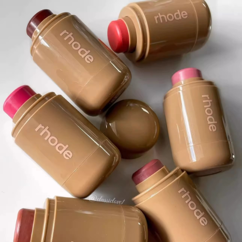 Rhode Pocket Blush – סומק כיס קרמי לחותי