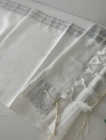 טלית אקרילן תשבץ ילדים 120x35 פסים לבן כסף