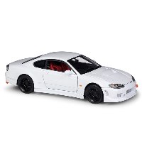 דגם מכונית ניסן סילביה לבנה 1:24 Nissan Silvia S-15 Diecast מבית Welly