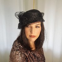 כובע שחור אלגנטי - דגם קלאסי