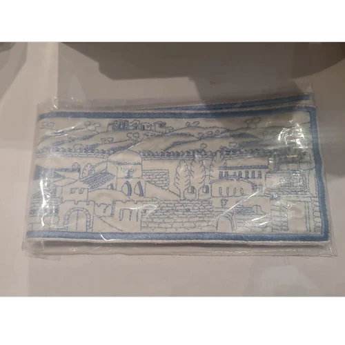 עטרה לטלית רקמת ירושלים הבנויה תכלת