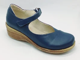 KP בובה סקוץ