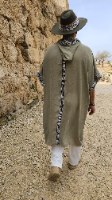 כובע פסטיבלים Boho-Chic עם עיטורי רקמה וחרוזים