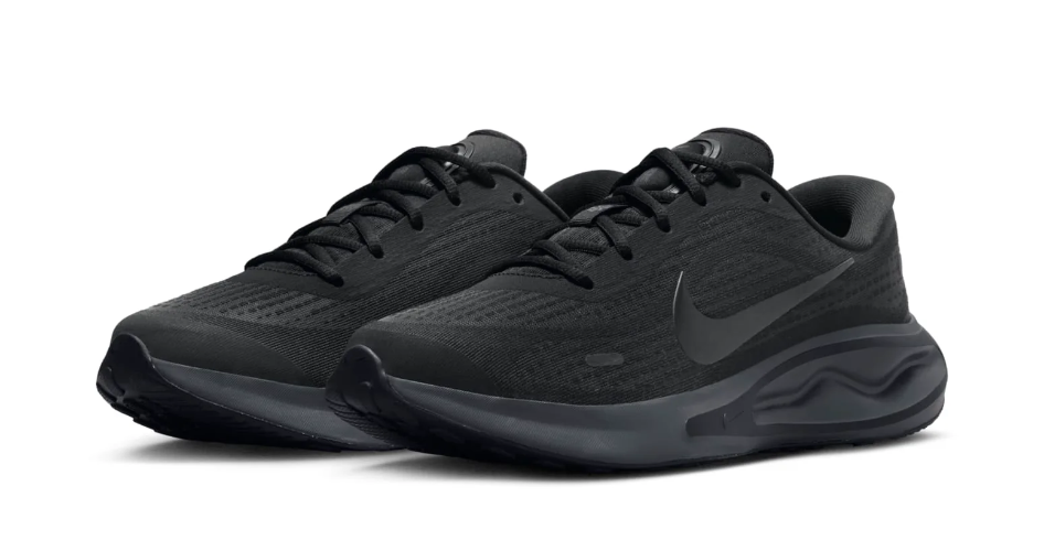 נעלי ריצה Nike Journey Run שחור