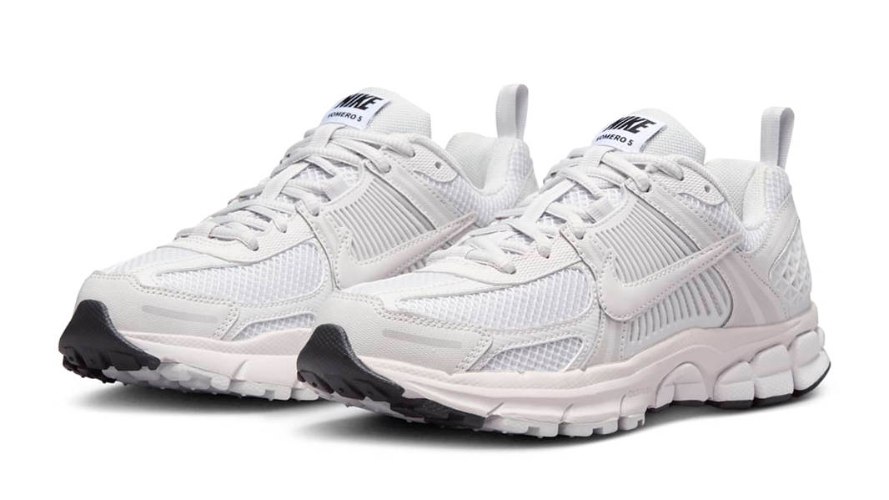 נעלי נייק Nike Zoom Vomero 5 ‏לבן שחור