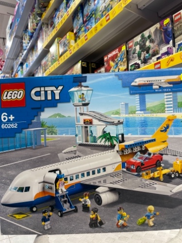 Lego city מטוס poppy starr