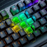 מקלדת גיימינג מכנית Razer Huntsman V3 HE Magnetic Tenkeyless 8KHZ – מקשי מקלדת שחורים מוארים ומתגים מגנטיים שקופים בתאורת