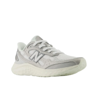Fresh Foam Arishi V4 נעלי ריצת כביש נשים צבע אפור | NEW BALANCE | ניו באלאנס