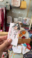 סיכה זבוב ורוד שקוף