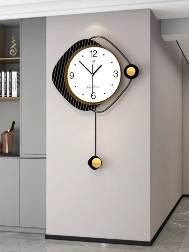 שעון קיר מטוטלת יוקרתי בעיצוב ייחודי, שעון פרזול מטוטלת עם ספרות בצבע שחור לבן וזהב