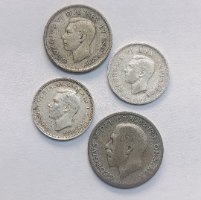 אוסף 4 מטבעות כסף מהעולם