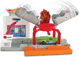 הוט ווילס - מסלול תחנת דלק מכלית מתפוצצת - HOT WHEELS FJN34