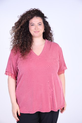 חולצת שימי פס תחרה ורודה