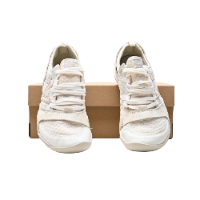 New Balance MT10  Cream