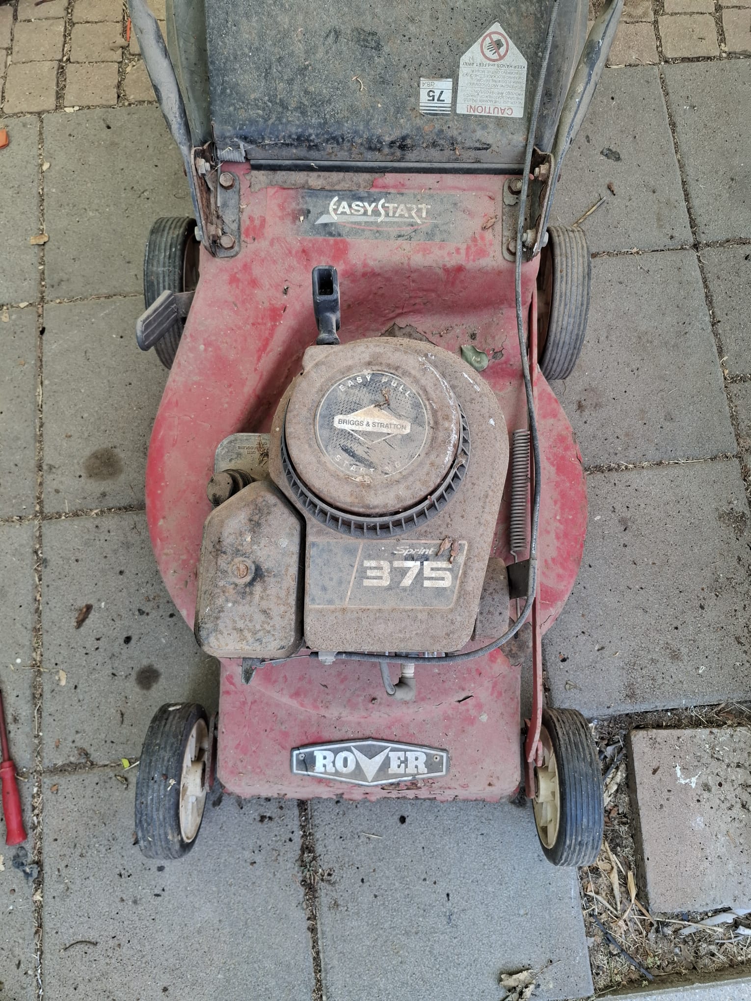 מכסחת דשא ROVER עם מנוע BRIGGS & STRATTON לתיקון